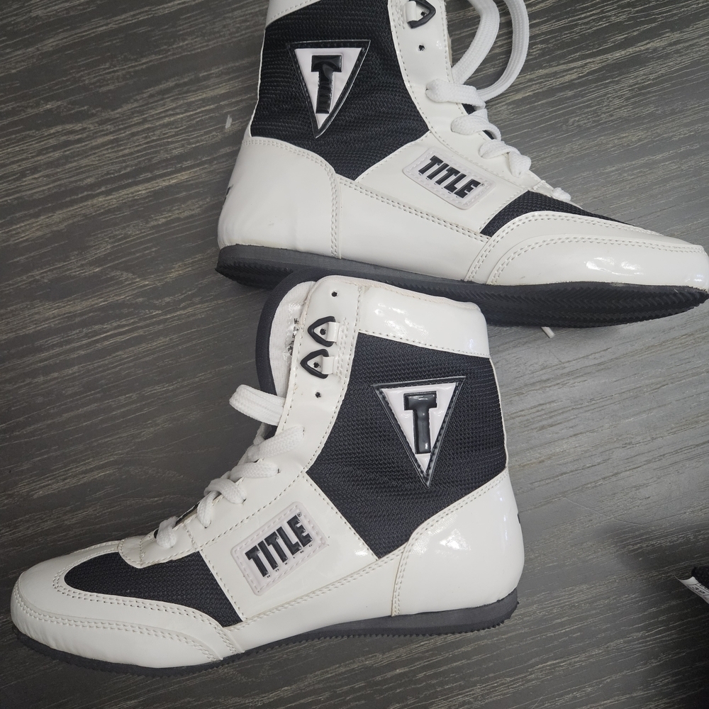 Title Boxing Mma Kickboxing Black And White Athletic Shoes. Mens Size 5.5 — image 6 of 7